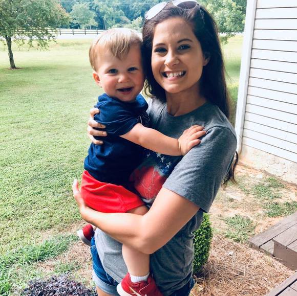 Meet your Posher, Ariel - Picture 1 of 1